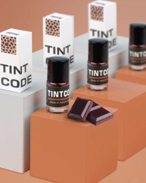 تینت لب قهوه ای