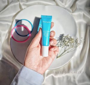 کرم دور چشم نوتروژینا