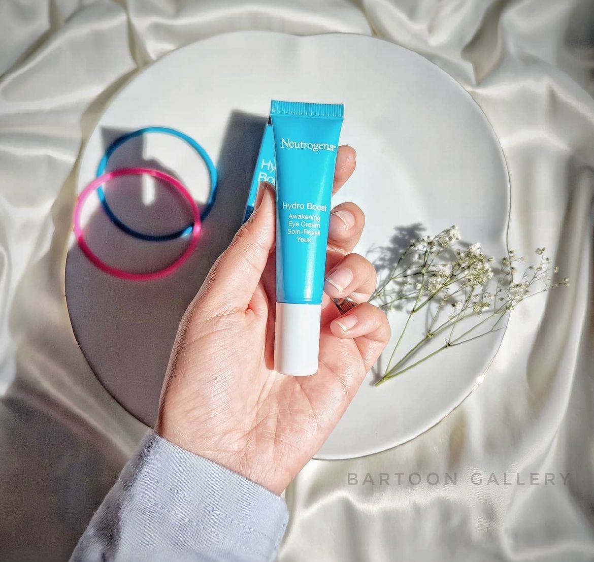 کرم دور چشم نوتروژینا