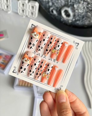 ناخن های وارداتی طرح دار