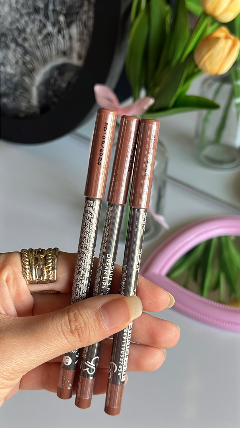 خط لب گلدن رز۵۳۹