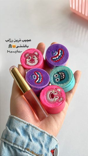 رژ لب و رژگونه مخملی کاسه ای هیولا