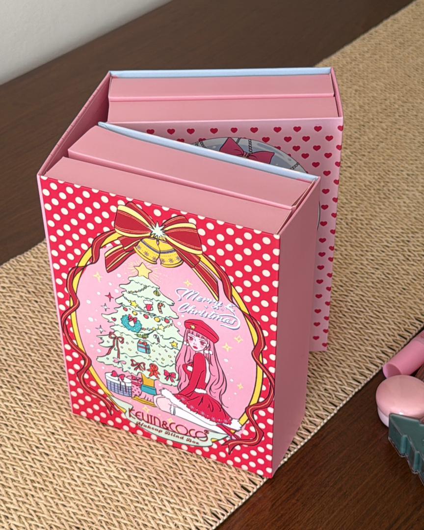بلایند باکس کریسمسی kevin and coco